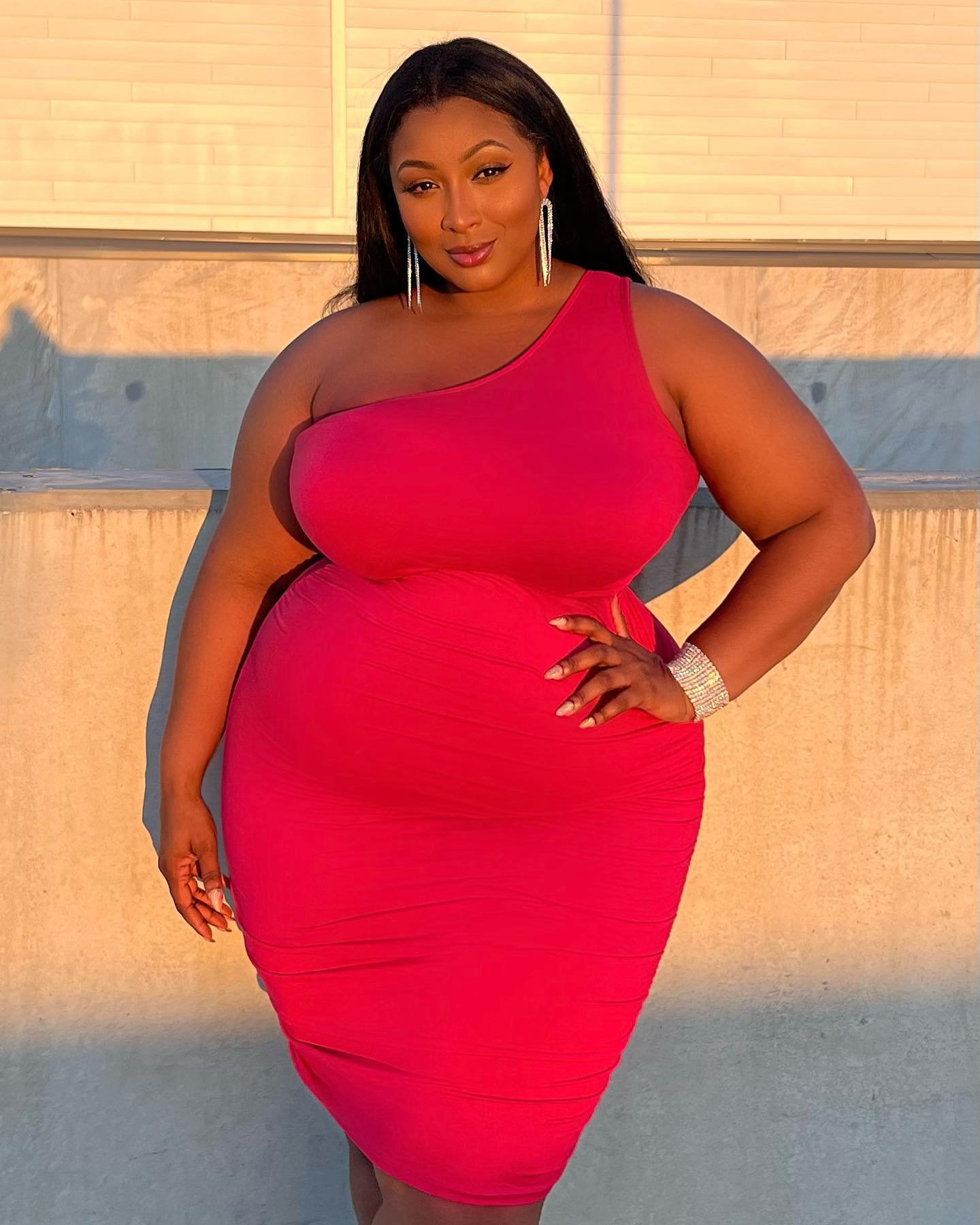 One-Shoulder Ruched Midi Dress