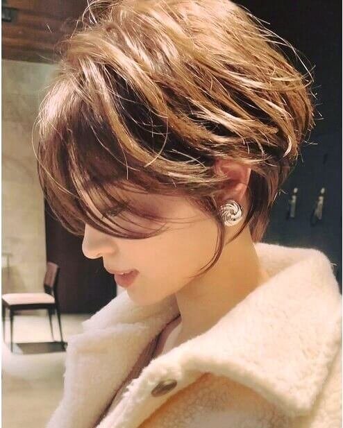 Short Wavy Pixie Cut