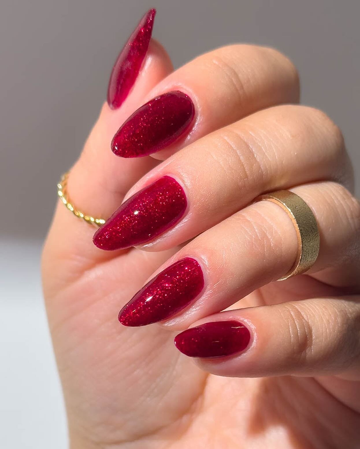 claudia_hrnandez Dark Red Nail Color with a Fine Glitter Shimmer Dark Red Nail Color with a Fine Glitter Shine