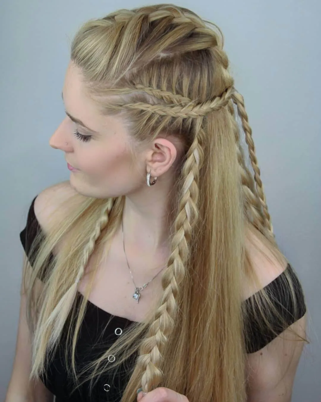 nia_hairstyles_Viking-Style Multi Braid With Loose Strands Viking-Style Multi Braid With Loose Strands