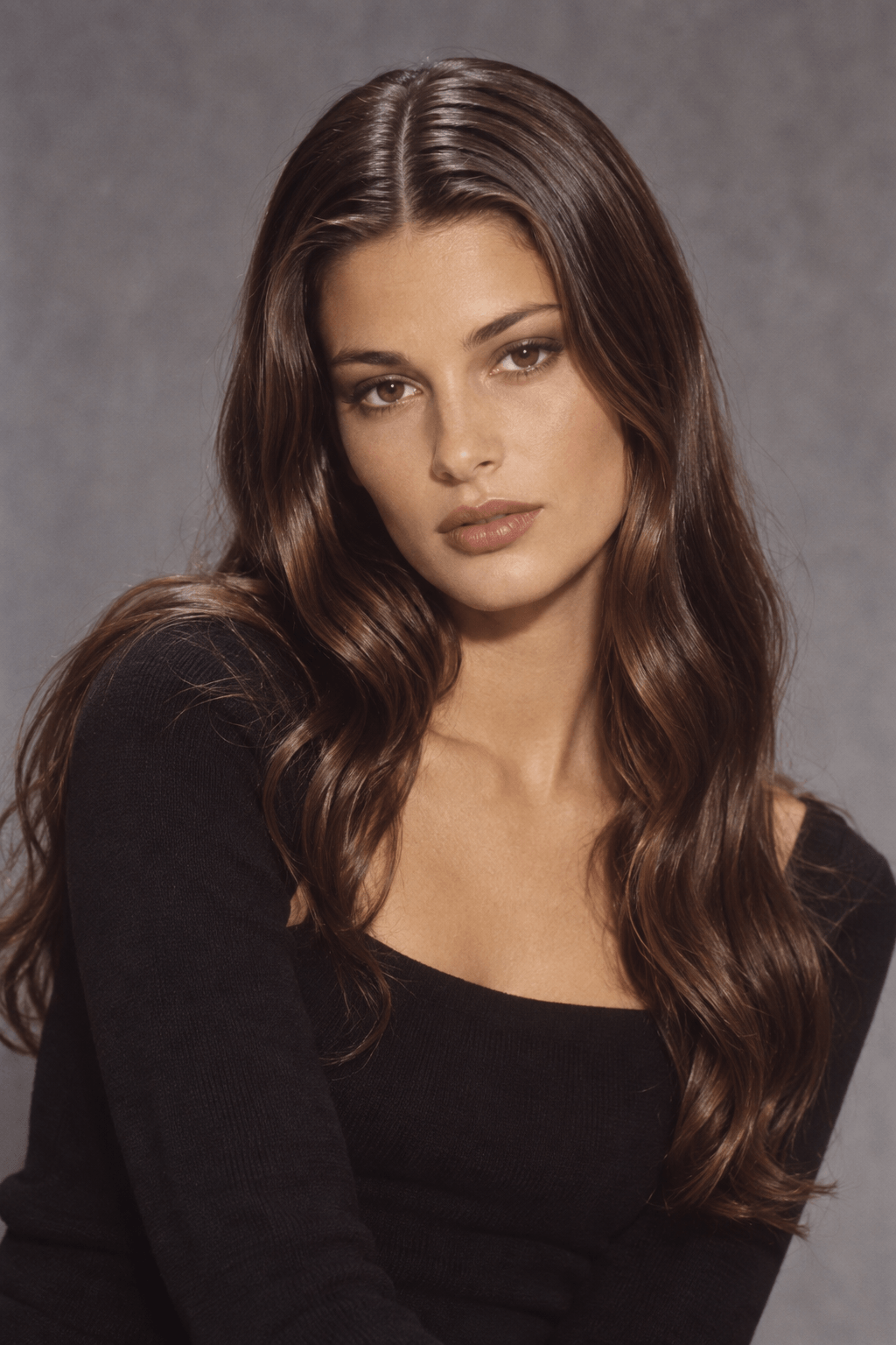 Center-Part Sleek Waves Center-Part Sleek Waves Hairstyle
